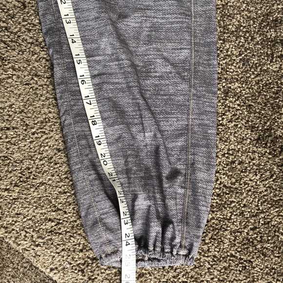 Lululemon joggers euc - Picture 7 of 11